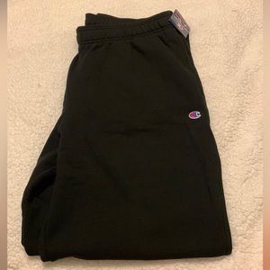 Men’s CHAMPION sweatpants NEW WITH TAGS SIZE XXL